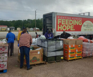 Beta Nu Nu Helps Out In Conroe